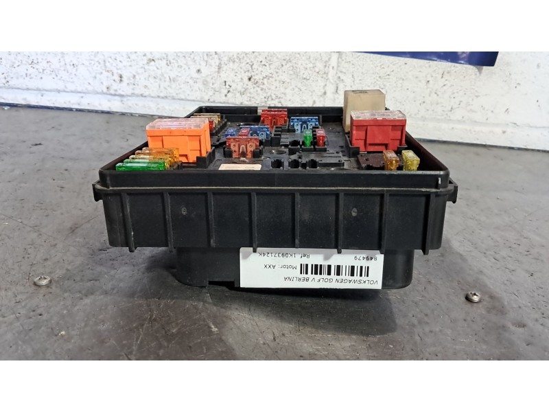 Recambio de caja reles fusibles para volkswagen golf v berlina (1k1) gti referencia OEM IAM 1K0937124K  