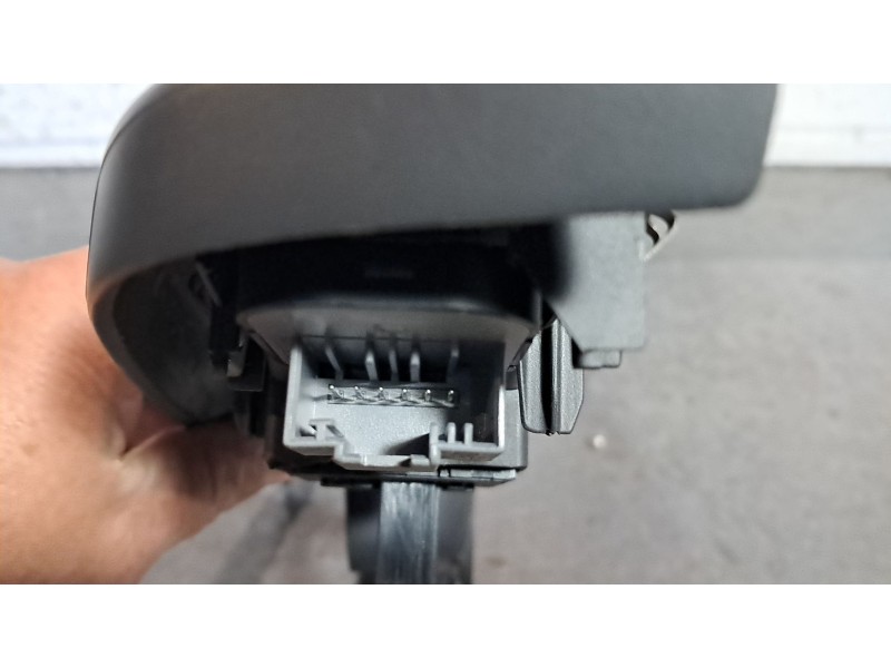 Recambio de mando elevalunas delantero izquierdo para volkswagen golf v berlina (1k1) gti referencia OEM IAM   