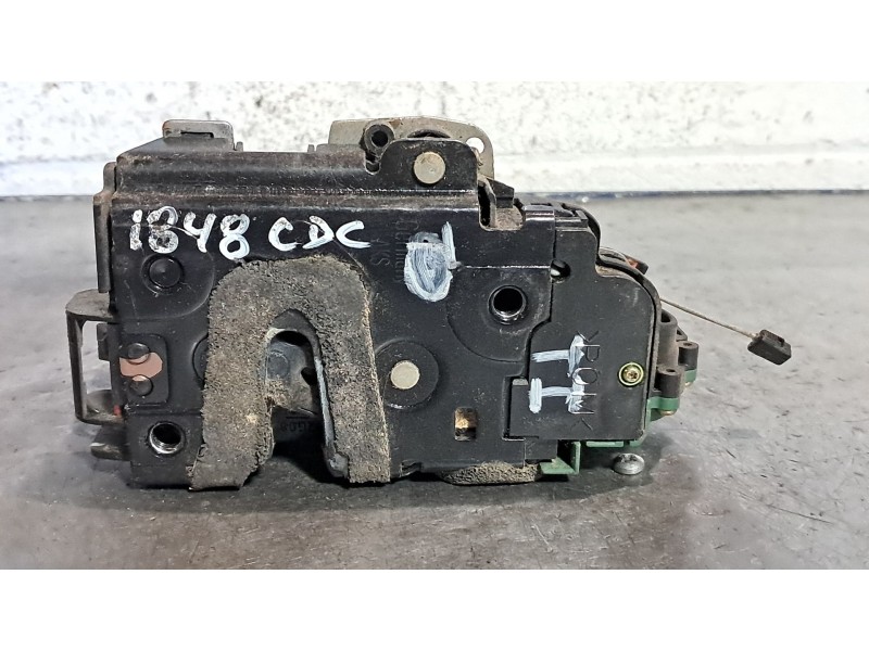 Recambio de cerradura puerta trasera izquierda para volkswagen polo (9n1)  | 0.01 - 0.05  | 0.01 - 0.05 referencia OEM IAM 3B483