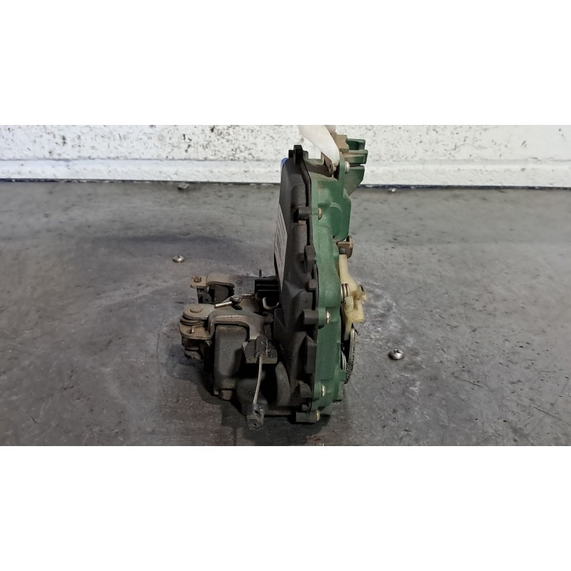 Recambio de cerradura puerta trasera izquierda para volkswagen polo (9n1)  | 0.01 - 0.05  | 0.01 - 0.05 referencia OEM IAM 3B483