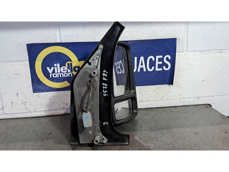 Recambio de retrovisor derecho para renault master 100.33 l1 h2 referencia OEM IAM ELECTRIC  
