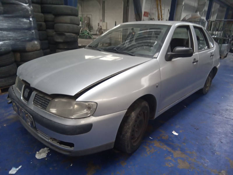 seat cordoba berlina (6k2) del año 2001