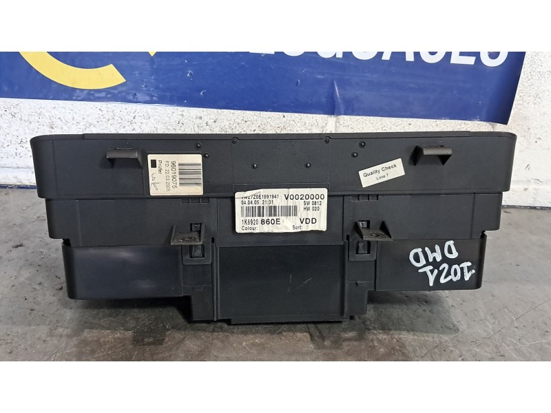 Recambio de cuadro instrumentos para volkswagen golf v berlina (1k1) gti referencia OEM IAM 1K6920860E  