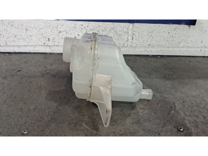 Recambio de deposito expansion para nissan qashqai (j11)  | 0.13 - ...  | 0.13 - ... referencia OEM IAM   