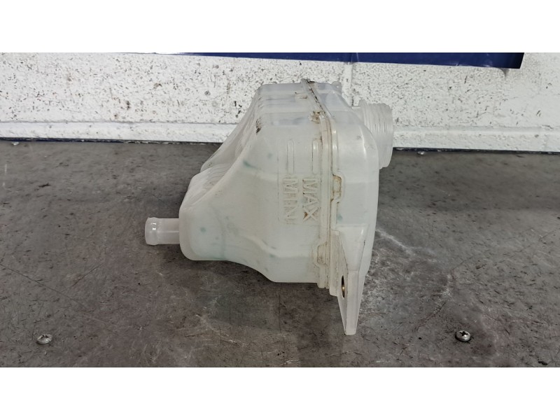 Recambio de deposito expansion para nissan qashqai (j11)  | 0.13 - ...  | 0.13 - ... referencia OEM IAM   