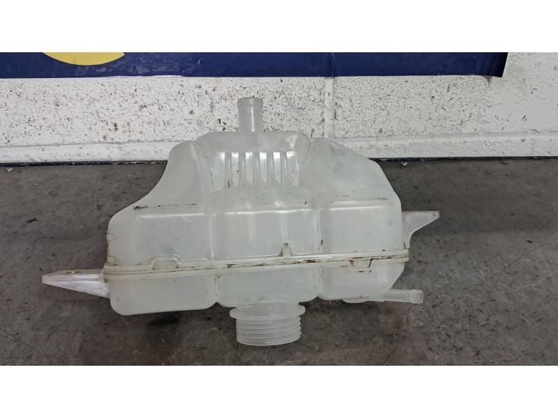 Recambio de deposito expansion para nissan qashqai (j11)  | 0.13 - ...  | 0.13 - ... referencia OEM IAM   