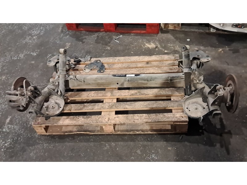 Recambio de puente trasero para renault kangoo expression referencia OEM IAM    Recambio de puente trasero para renault kangoo expression referencia OEM IAM