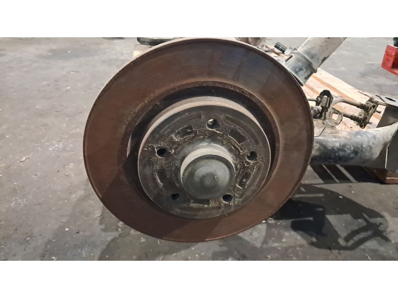 Recambio de puente trasero para renault kangoo expression referencia OEM IAM    Recambio de puente trasero para renault kangoo expression referencia OEM IAM