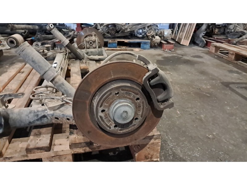 Recambio de puente trasero para renault kangoo expression referencia OEM IAM    Recambio de puente trasero para renault kangoo expression referencia OEM IAM