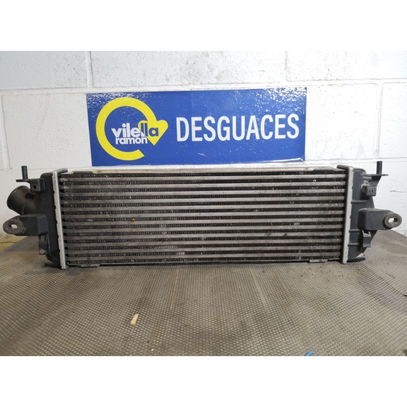 Recambio de intercooler para nissan primastar 2.0dci 115 pro corta 2835pma combi6 referencia OEM IAM 93854162  