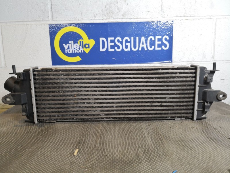 Recambio de intercooler para nissan primastar 2.0dci 115 pro corta 2835pma combi6 referencia OEM IAM 93854162  