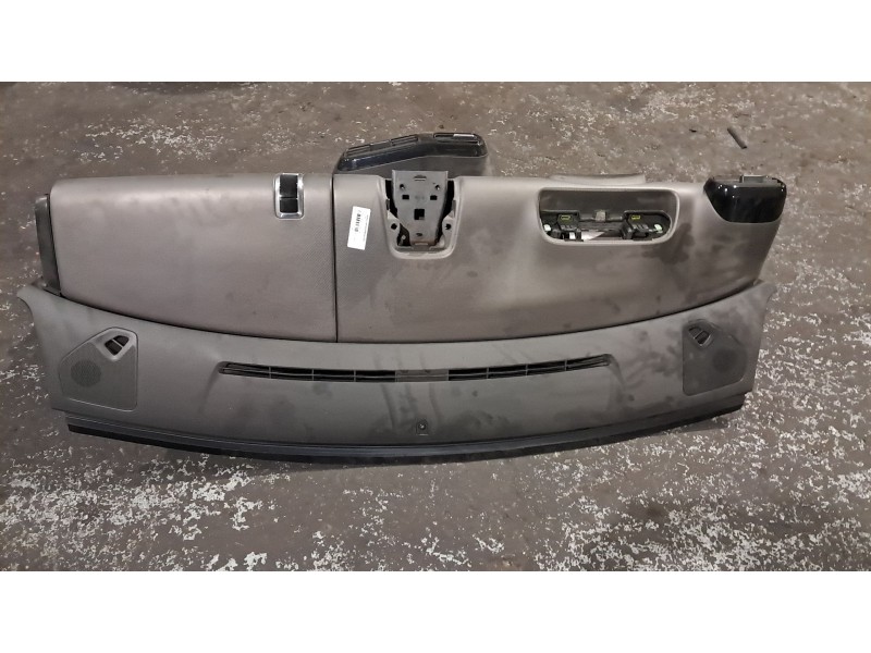 Recambio de salpicadero para citroen c4 cactus feel referencia OEM IAM   