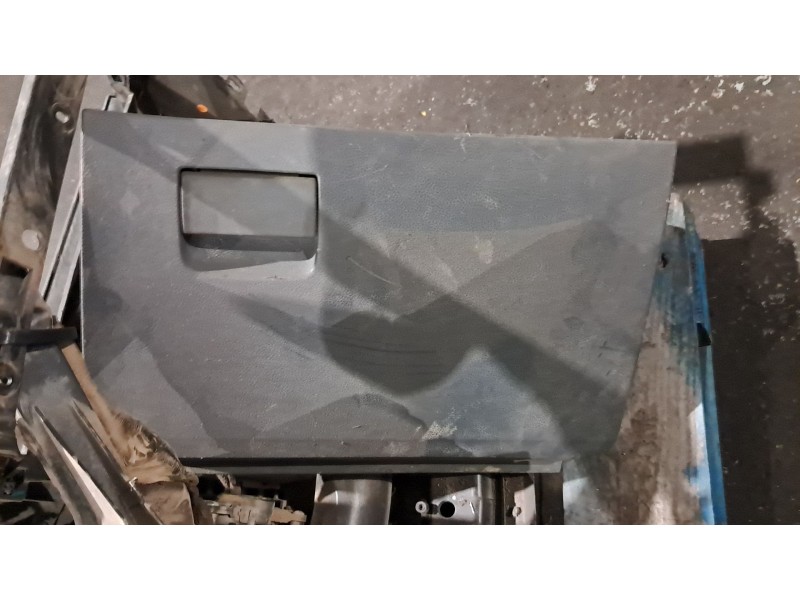 Recambio de guantera para ford ranger referencia OEM IAM   