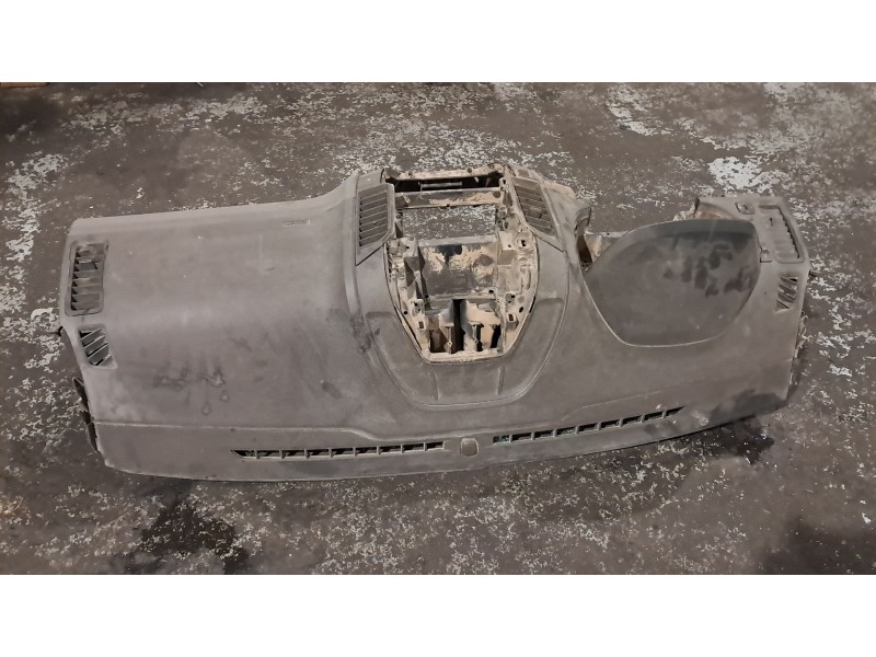 Recambio de salpicadero para ford ranger referencia OEM IAM   