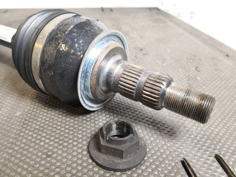 Recambio de transmision delantera derecha para chevrolet orlando ltz referencia OEM IAM 13364187  