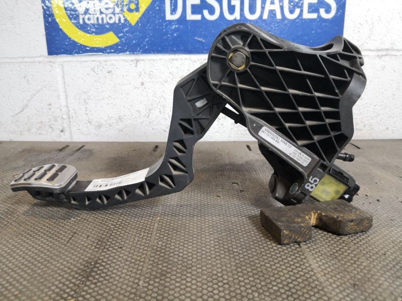 Recambio de pedal embrague para volkswagen golf v berlina (1k1) gti referencia OEM IAM 1K1721059BG  
