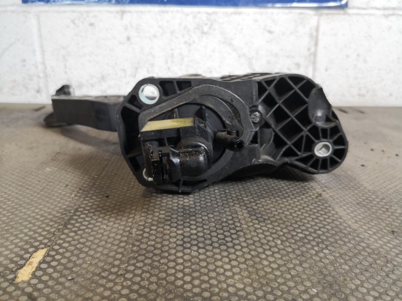 Recambio de pedal embrague para volkswagen golf v berlina (1k1) gti referencia OEM IAM 1K1721059BG  