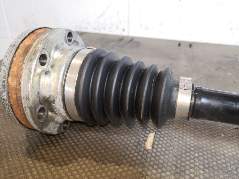 Recambio de transmision delantera izquierda para volkswagen scirocco 1.4 tsi 160 referencia OEM IAM 1K0407271JJ  