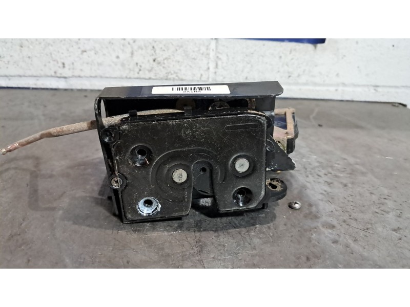 Recambio de cerradura puerta trasera derecha para kia rio referencia OEM IAM 2XIRR  