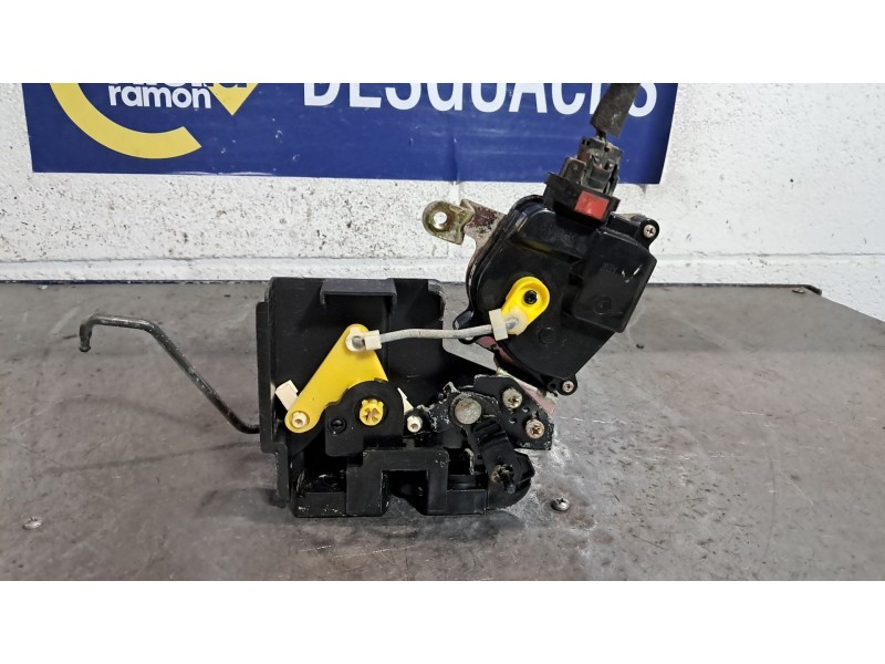 Recambio de cerradura puerta trasera izquierda para kia rio referencia OEM IAM 2XIRL  