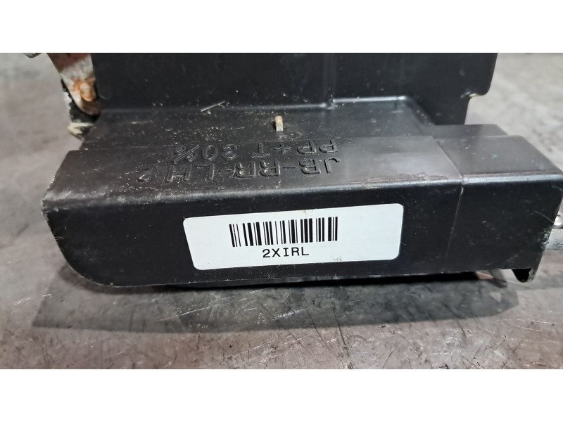 Recambio de cerradura puerta trasera izquierda para kia rio referencia OEM IAM 2XIRL  