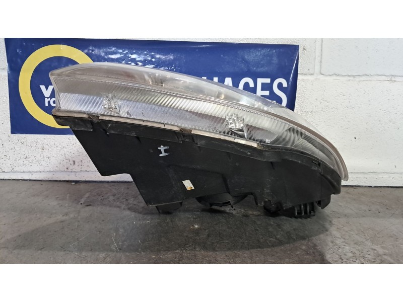 Recambio de faro izquierdo para kia rio referencia OEM IAM   