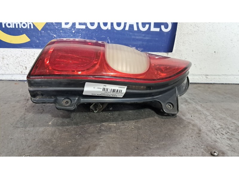 Recambio de piloto trasero izquierdo para kia carnival ii 2.9 cdri ex referencia OEM IAM   