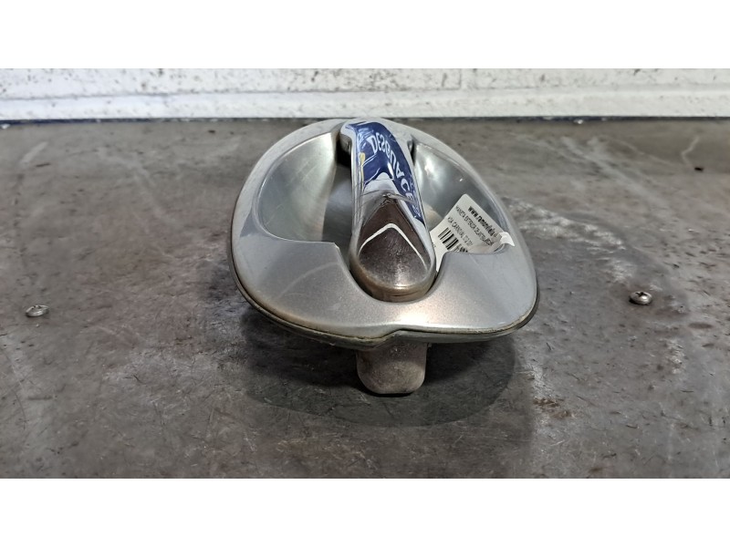 Recambio de maneta exterior delantera derecha para kia carnival ii 2.9 cdri ex referencia OEM IAM   