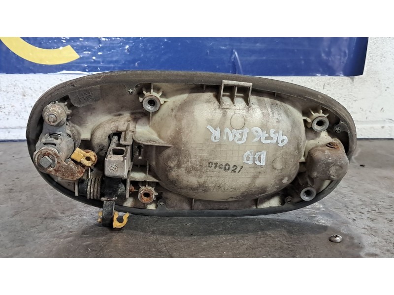 Recambio de maneta exterior delantera derecha para kia carnival ii 2.9 cdri ex referencia OEM IAM   
