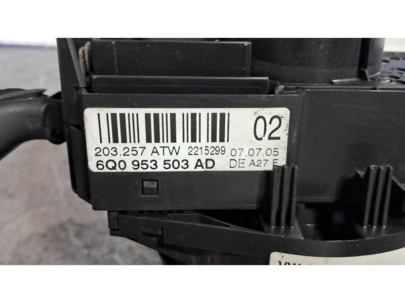 Recambio de anillo airbag para seat ibiza (6l1) 1.4 16v referencia OEM IAM 6Q0953503AD 283396 203257