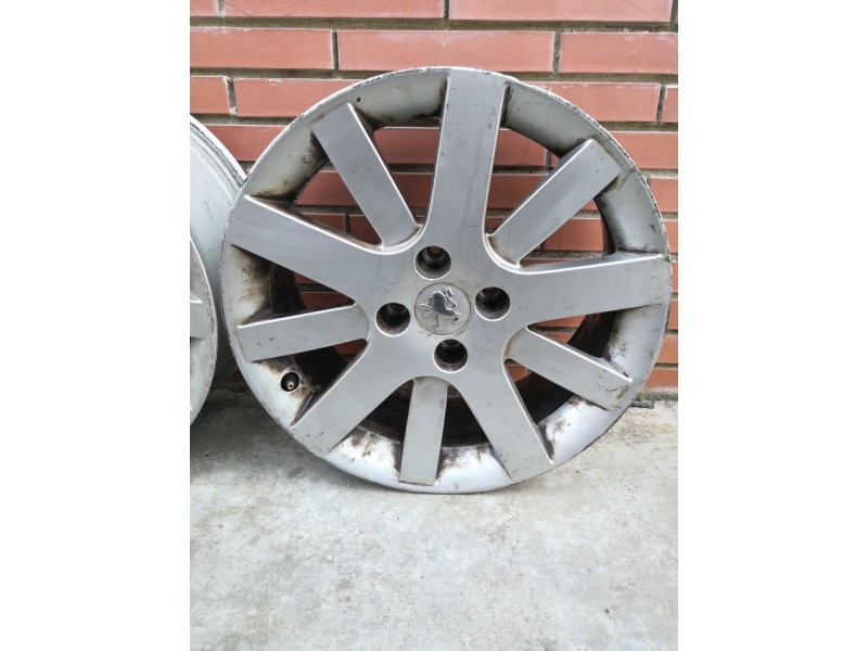 Recambio de juego de llantas para peugeot 207 1.6 16v turbo cat (5fx / ep6dt) referencia OEM IAM 7Jx17  