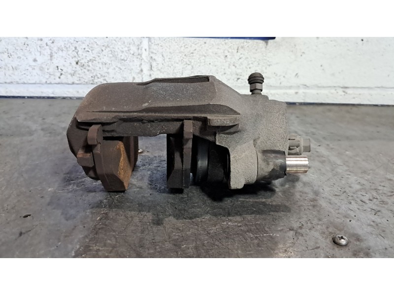 Recambio de pinza freno delantera derecha para seat ibiza (6l1) 1.4 16v referencia OEM IAM   