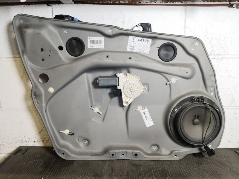 Recambio de elevalunas delantero izquierdo para mercedes clase b (w245) 180 cdi (245.207) referencia OEM IAM A1697202979  