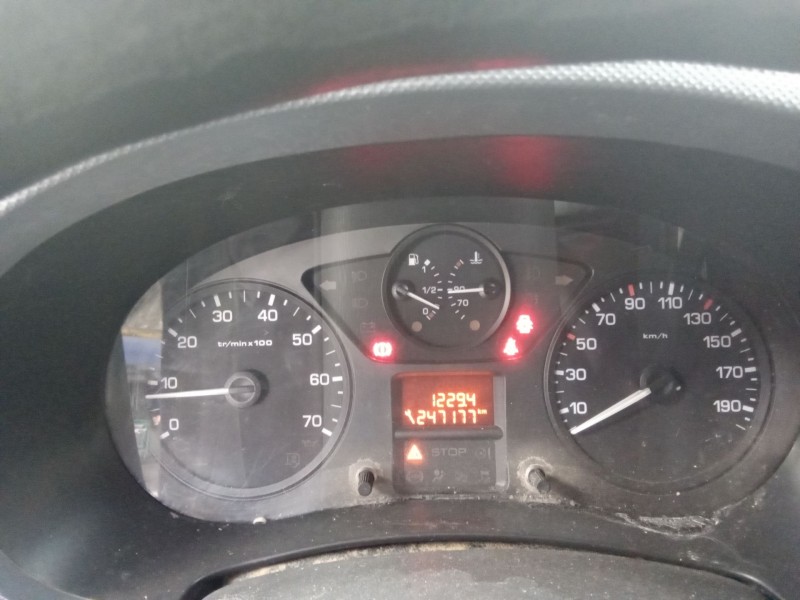 citroen berlingo first 1.6 hdi 75 x del año 2014