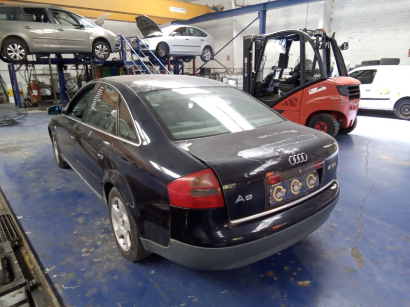audi a6 berlina (4b2) del año 1998