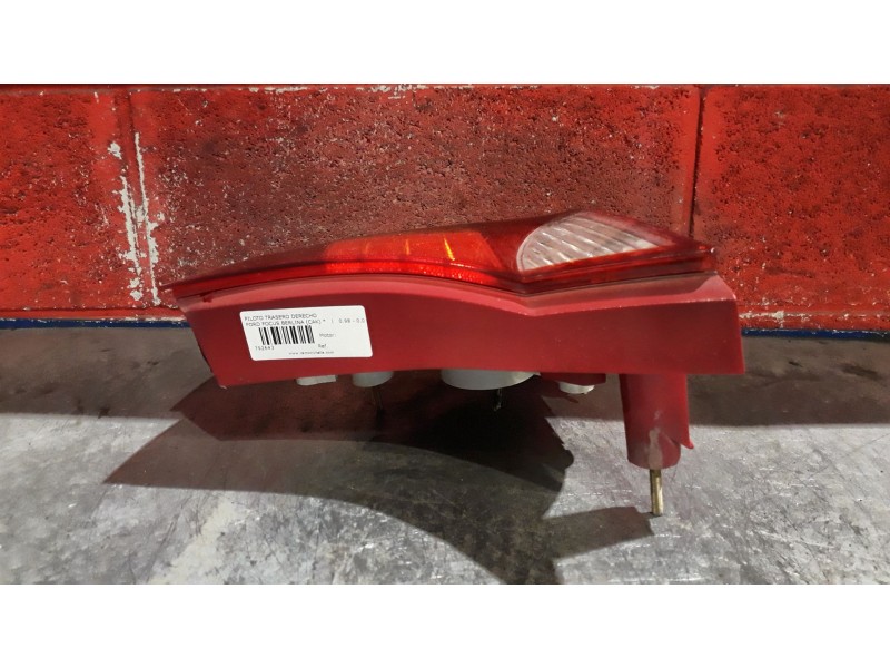 Recambio de piloto trasero derecho para ford focus berlina (cak)  | 0.98 - 0.04  | 0.98 - 0.04 referencia OEM IAM   