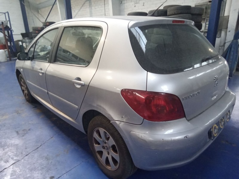 peugeot 307 (s1) del año 2001
