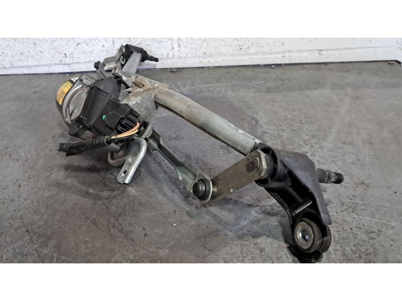 Recambio de motor limpia delantero para renault kangoo expression referencia OEM IAM VALEO 54001902   Recambio de motor limpia delantero para renault kangoo expression referencia OEM IAM VALEO 54001902
