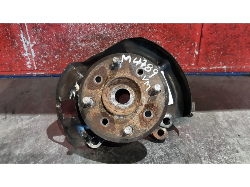 Recambio de mangueta delantero derecha para hyundai accent referencia OEM IAM    Recambio de mangueta delantero derecha para hyundai accent referencia OEM IAM