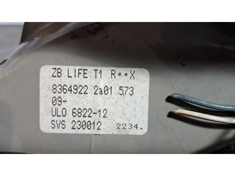 Recambio de piloto trasero derecho para bmw serie 3 berlina (e46) 320d referencia OEM IAM    Recambio de piloto trasero derecho para bmw serie 3 berlina (e46) 320d referencia OEM IAM