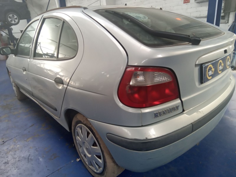 renault megane alize 1.9dti del año 2002