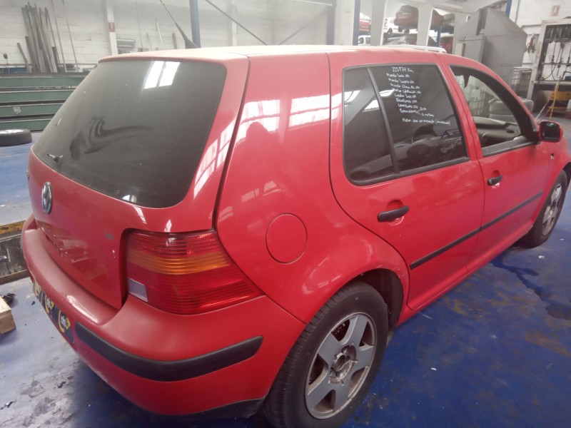 volkswagen golf iv berlina (1j1) del año 1999