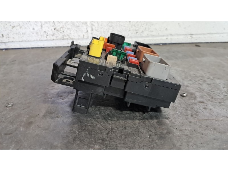 Recambio de centralita bsm para citroen c3 1.4 collection referencia OEM IAM BSM L0300  