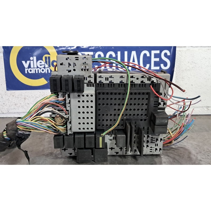 Recambio de caja reles fusibles para volvo s40 berlina 1.8 16v | 09.95 - 12.99 1.8 16v | 09.95 - 12.99 referencia OEM IAM 867628
