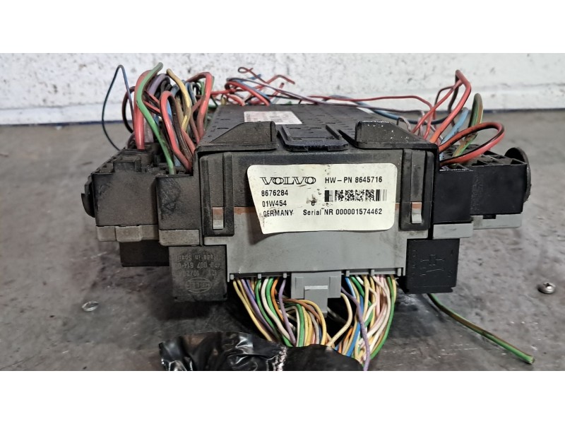 Recambio de caja reles fusibles para volvo s40 berlina 1.8 16v | 09.95 - 12.99 1.8 16v | 09.95 - 12.99 referencia OEM IAM 867628