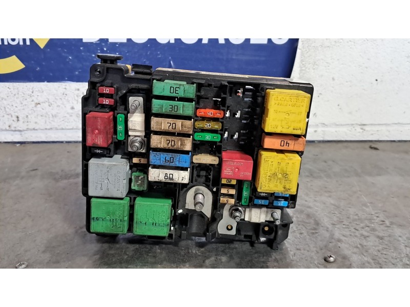 Recambio de caja reles fusibles para citroen c4 cactus feel referencia OEM IAM   