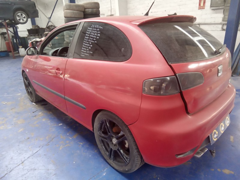 seat ibiza (6l1) del año 2007
