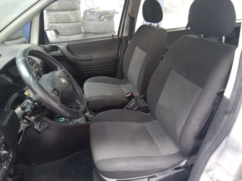 opel zafira a  | 0.99 - 0.05 del año 2004