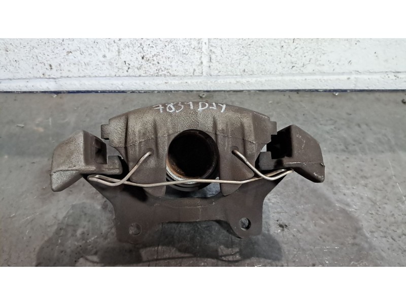 Recambio de pinza freno delantera derecha para alfa romeo 147 (190) 1.6 16v cat referencia OEM IAM   