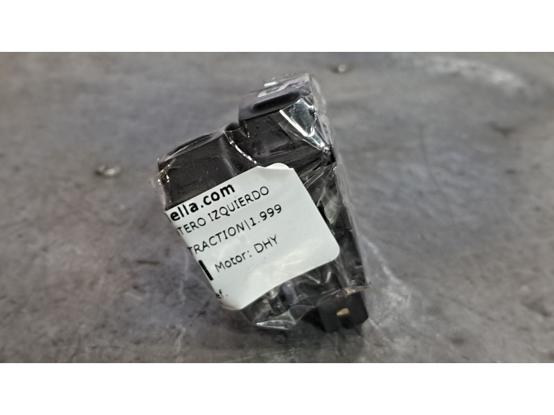 Recambio de mando elevalunas delantero izquierdo para citroen xsara 1.9 d attraction referencia OEM IAM    Recambio de mando elevalunas delantero izquierdo para citroen xsara 1.9 d attraction referencia OEM IAM